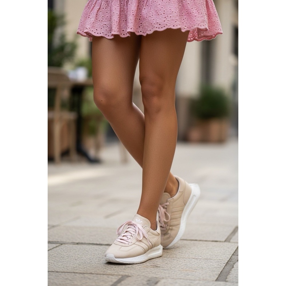 Adidas Retropy E5 Pink Peach Trainers Women 7.5 Retro Sneakers GW9420 NEW